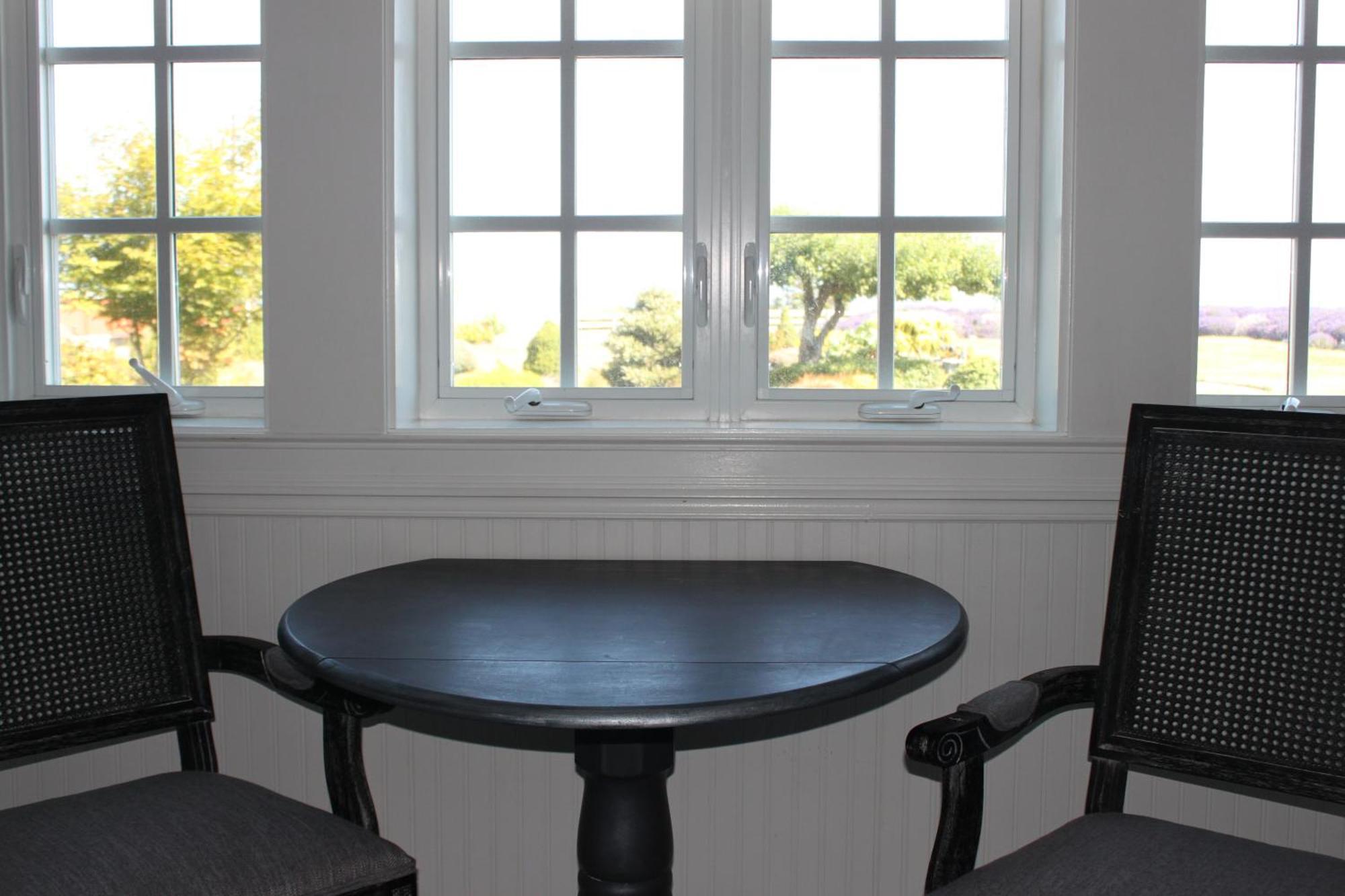 Dungeness Barn House Bed And Breakfast At Two Crows Farm Sequim Exteriér fotografie